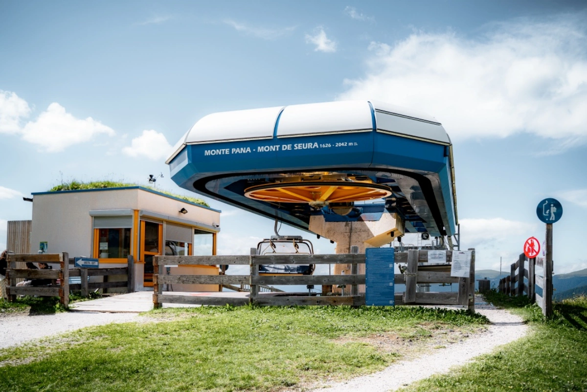 Mont Seura chairlift